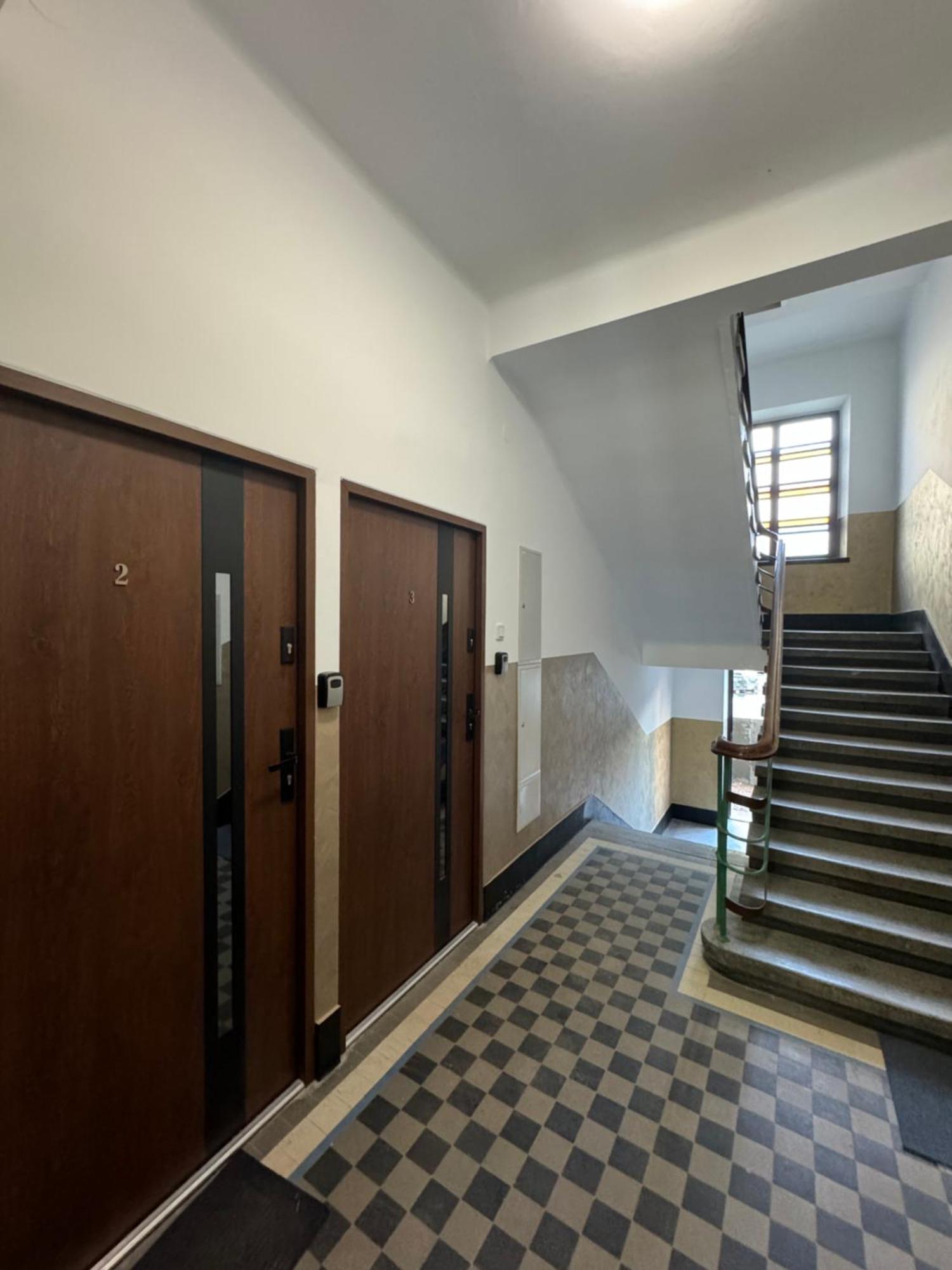 Revesen Premium Apartments Cracovie Extérieur photo