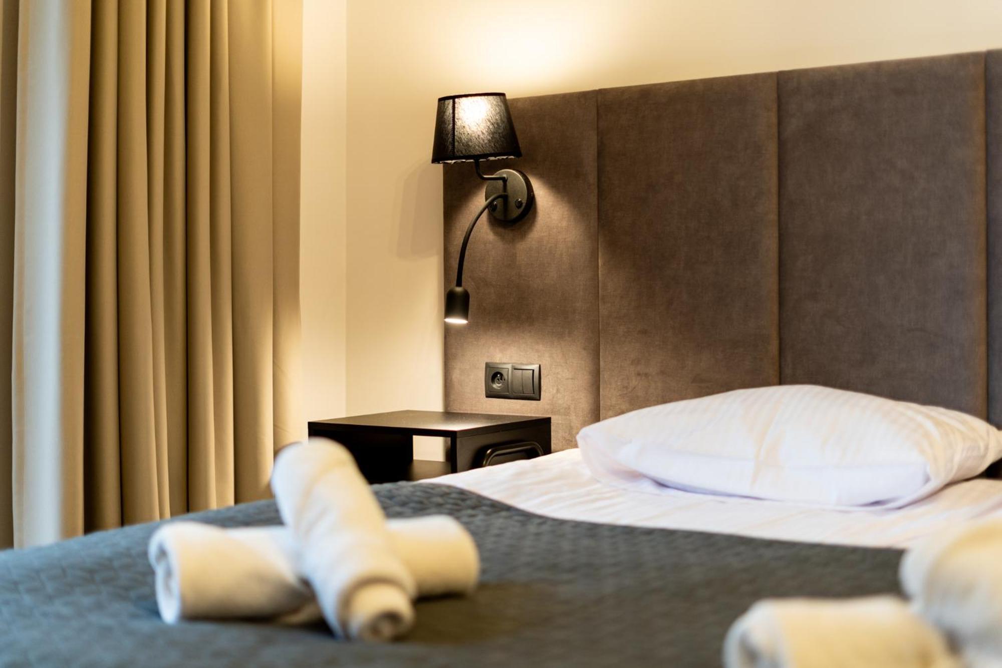 Revesen Premium Apartments Cracovie Extérieur photo